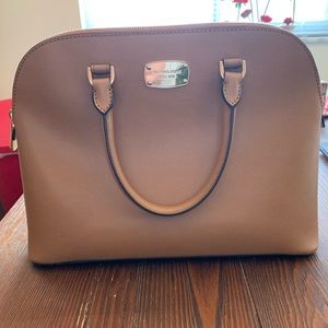 AUTHENTIC Micheal Kors Brown leather shoulder bag